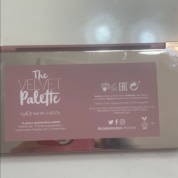 Brand New Ciate Eyeshadow Pallet☺️ - Picture 4 of 4